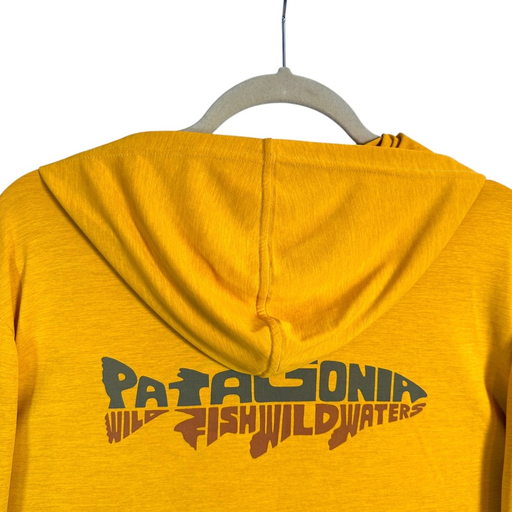 Patagonia Hoody Capilene Cool Daily Graphic Wild Fish Gold L Gorpcore 45335 - Picture 11 of 12
